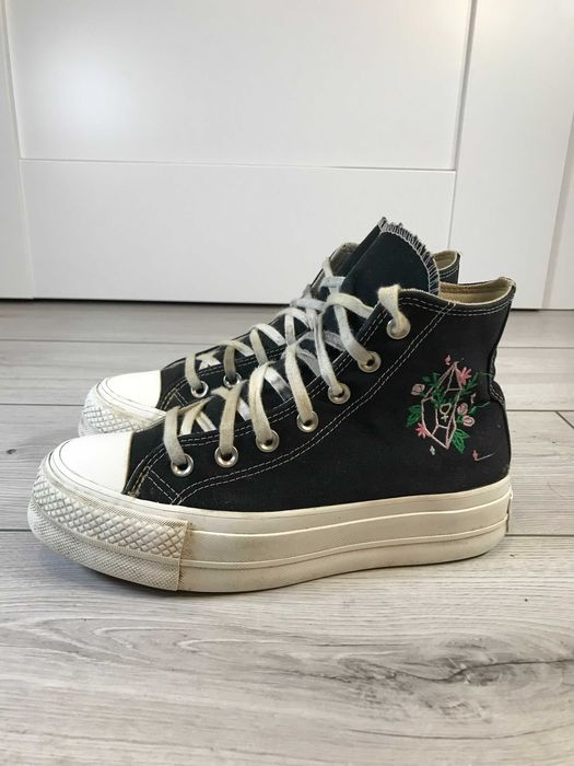 Buty Converse Lift Platform Embroidered na platformie rozm. 36,5