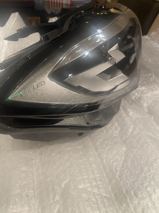 Ótica dianteira do lado direito