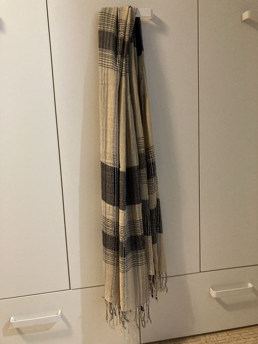 Piękna chusta, beż i granat