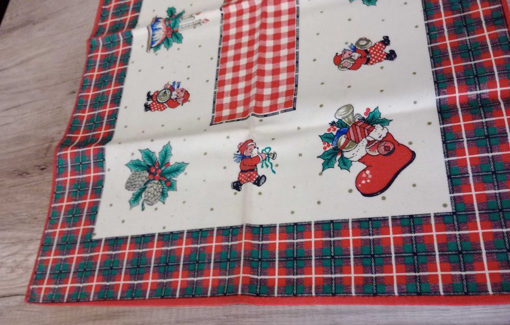 Retrosaria  2 Panos/ Toalhas tabuleiro, Alusivos ao Natal  - Novos