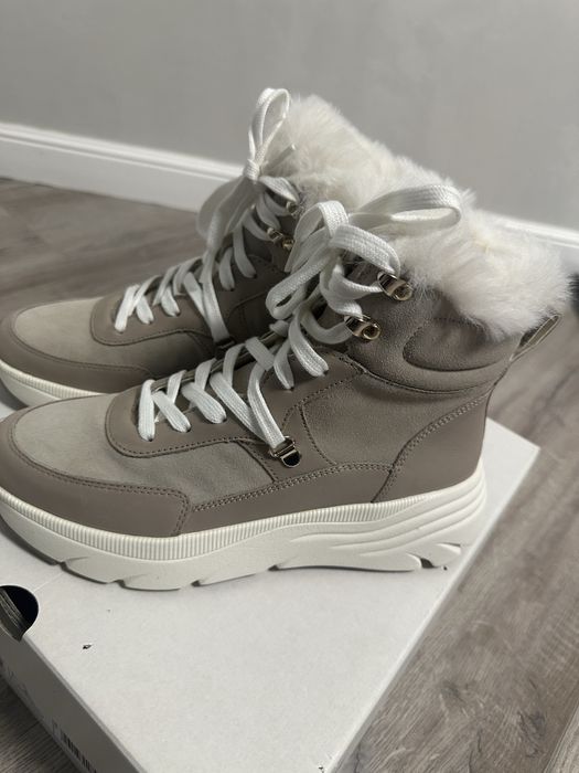 Фірменні зимові ботинки Geox