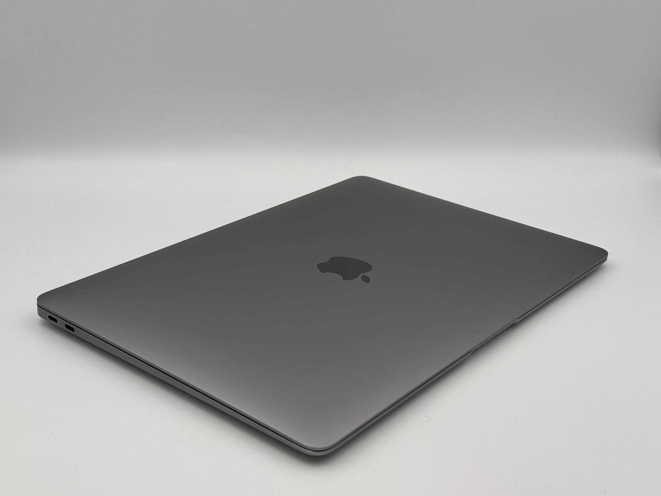 Laptop Apple MacBook Air 13,3" (2020) M1 / 8 GB RAM / 256 GB SSD + GW 12 msc