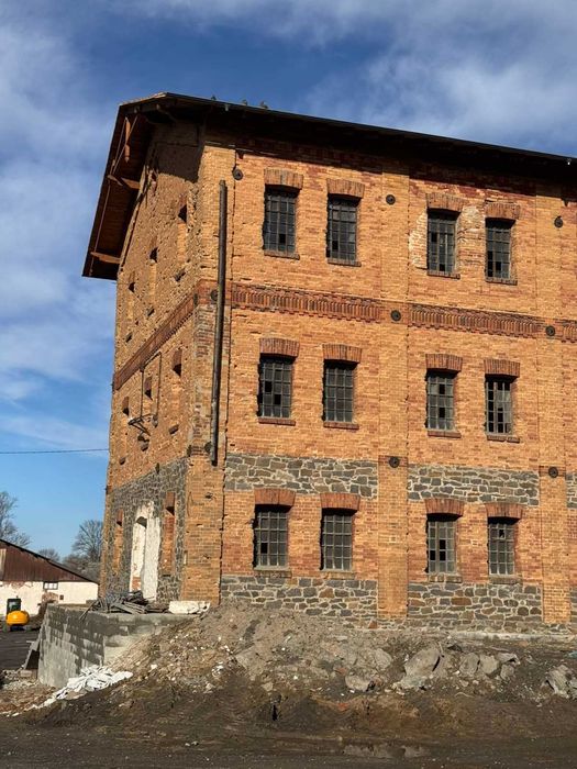 Продаж комплексу комерційна нерухомість м.Полонне