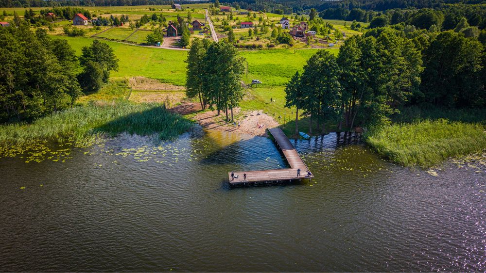 Domek nad jeziorem - Stodoła nad Dadajem - Łódka i drewno w cenie