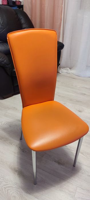 Продаются  стулья