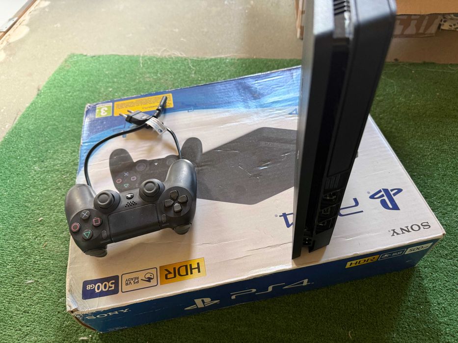 PS4 Slim Konsola PlayStation 4 SLIM + Oryginalny Pad + Kable + Oryginalny Karton | Gwarancja Warszawa