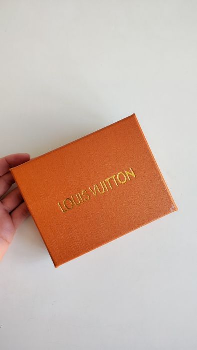 Подарочная коробка упаковка чехол louis Vuitton