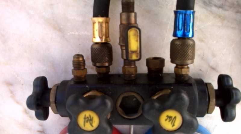 Manómetros para medição de gases de aparelhos de ar condicionado
