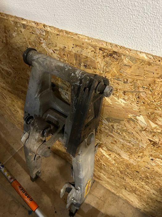 Escora traseira Yamaha TTR 250 com links