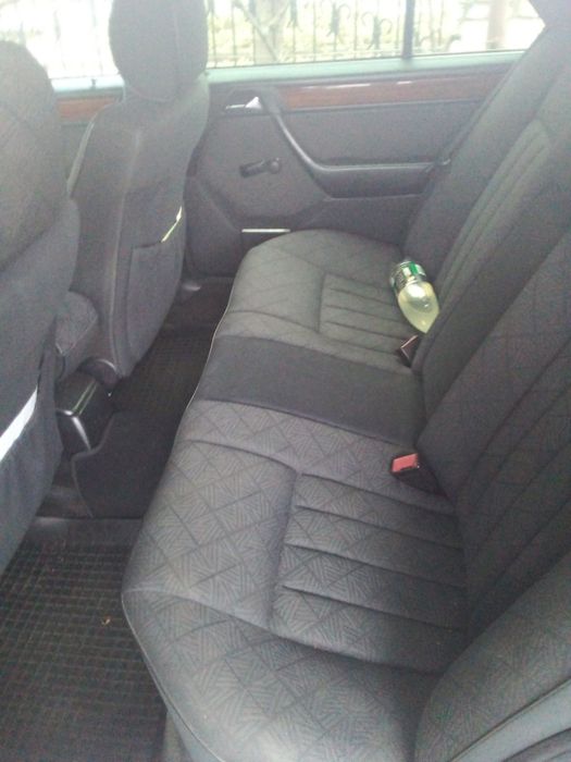 Мерседес 124 2.5 Дизель Автомат+Кондиціонер Ко