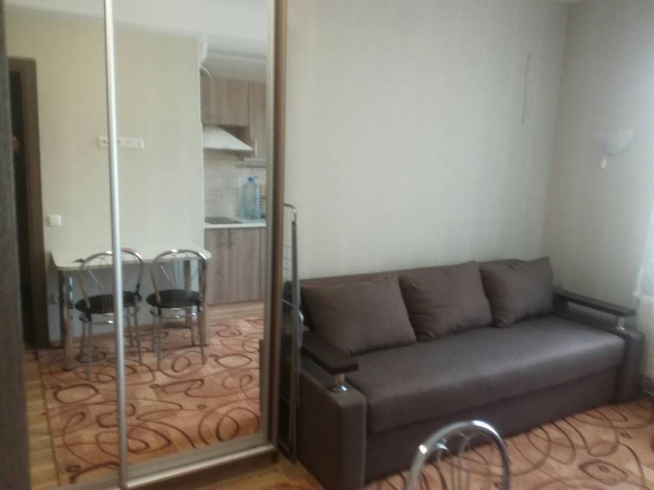 Сдам гостинку-студию в Центре