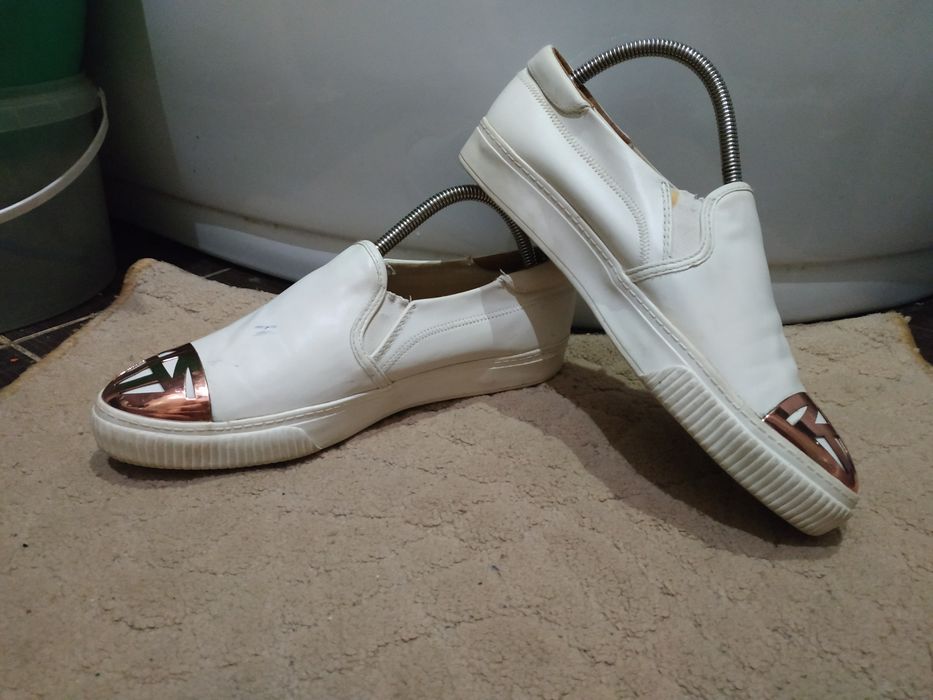 Женские слипоны, кроссовки,кеды next metal white toe cap originals
