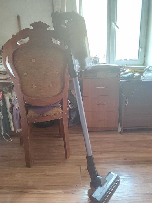 Беспроводной пылесос Samsung Jet 60 VS15A6031R4