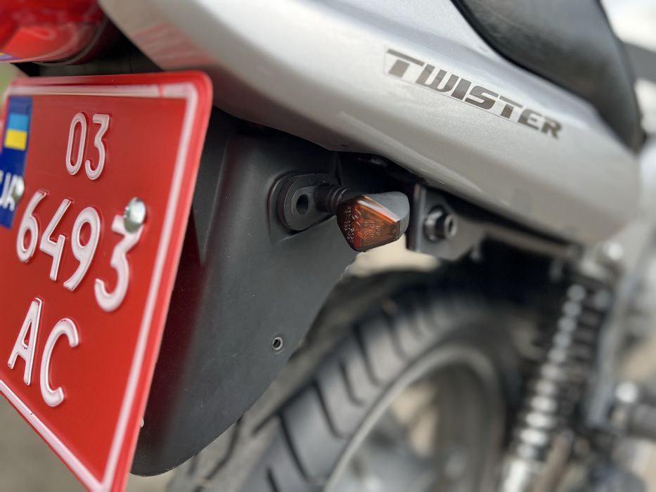Свіжопривезений із Німечинни Kawasaki ER-5 1998
