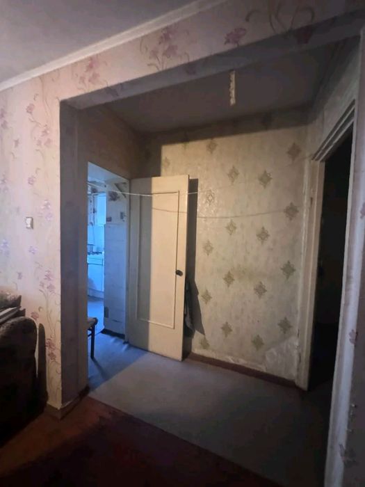 Продам 2х кімнатну квартиру. Р-н Черемушек (44магазин)