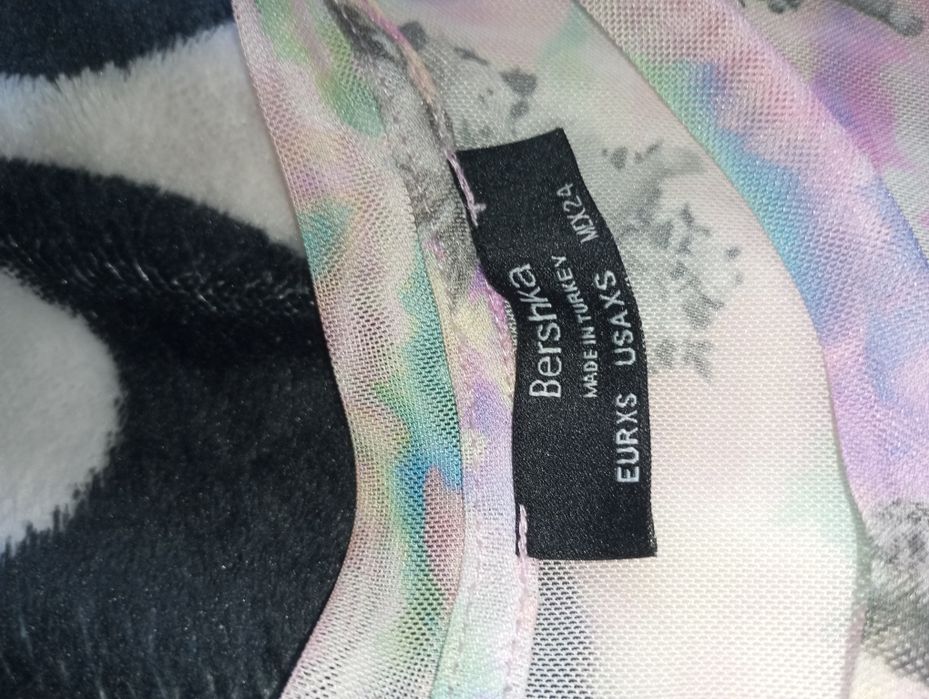 T-shirt de tule com anjos Bershka