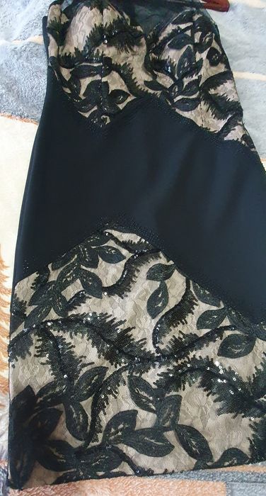Elegancka sukienka