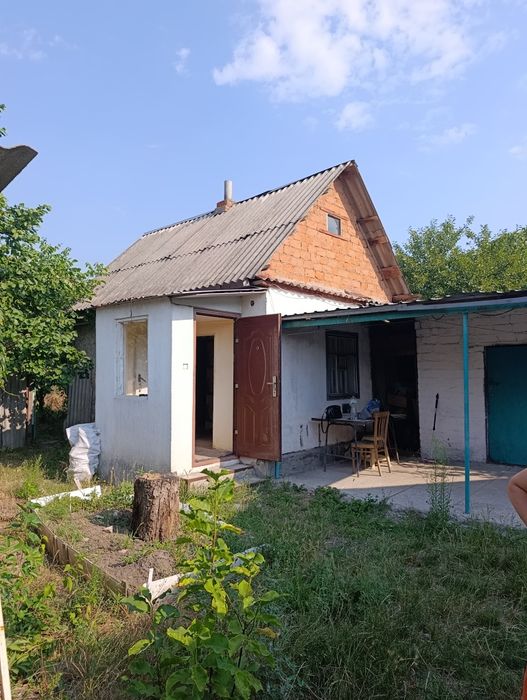 Продається будинок р-н Готвальда