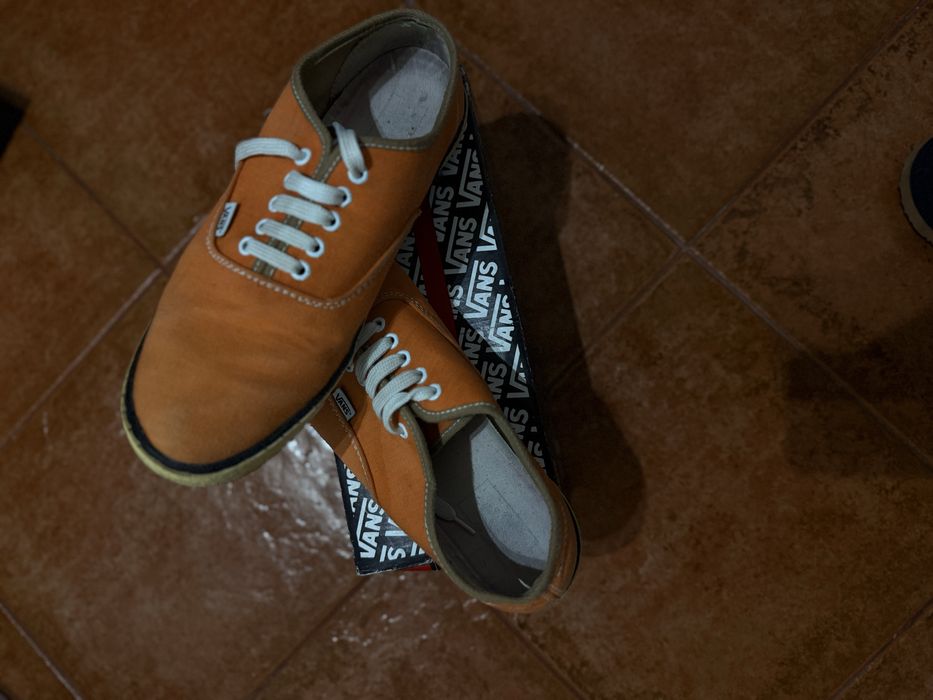 Sapatilhas Vans Laranjas tam. 43