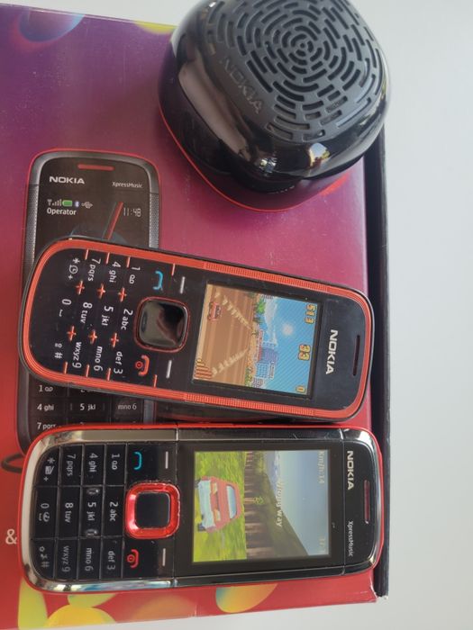 Muzyczny zestaw 2 x NOKIA 5130 + 5030c + Mini Speaker MD-9