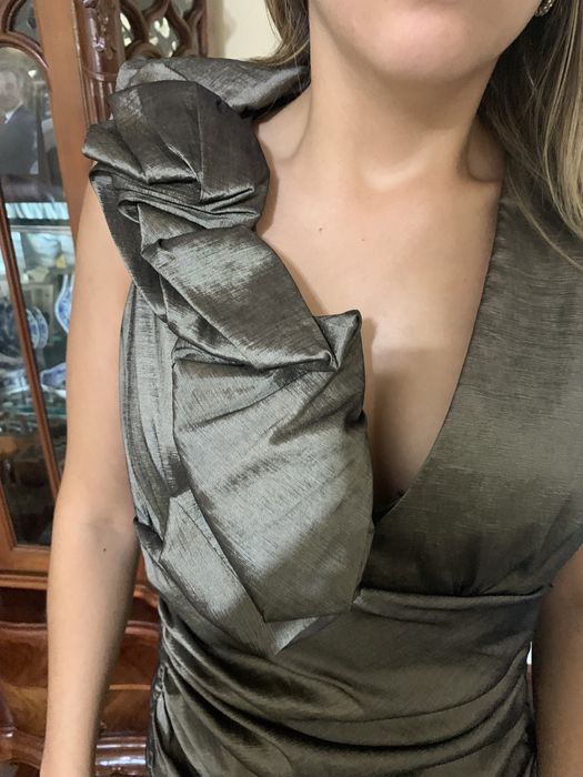 Vestido de cerimónia curto “Jessica McClintock” tam L dourado escuro