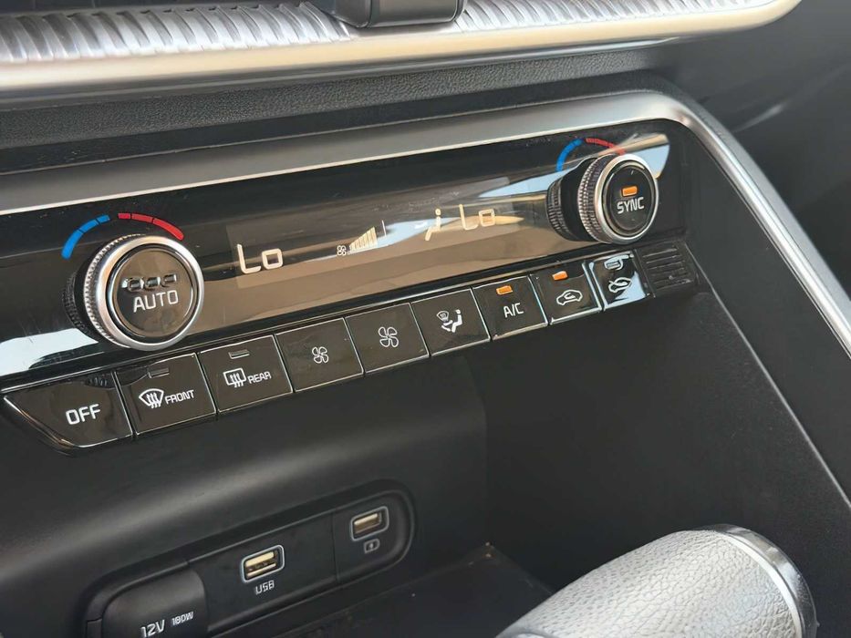 Kia K5      2021