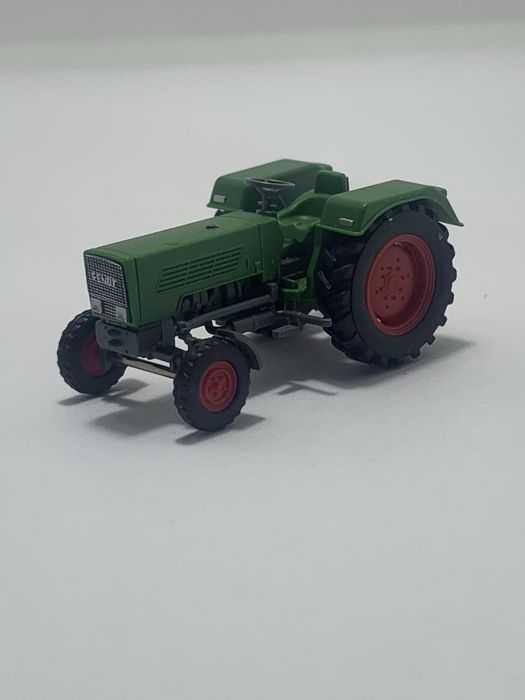 Fendt Farmer 2S Wiking escala 1/87