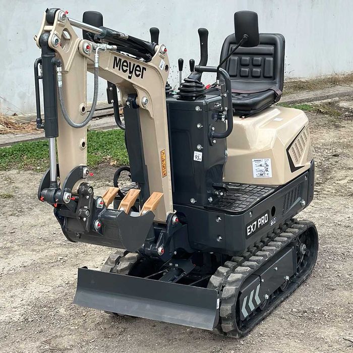 Minikoparka MEYER EX7 PRO | 640 kg | 70 cm szerokości | Loncin 6,8 kW | Skrętne ramię