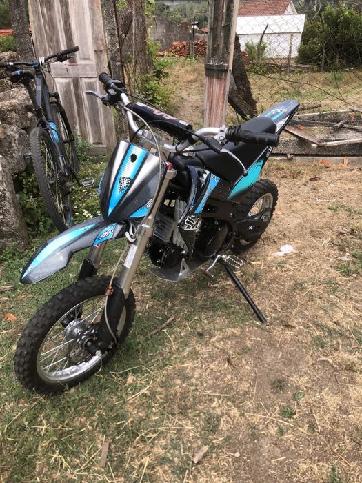 Vendo mota como nova