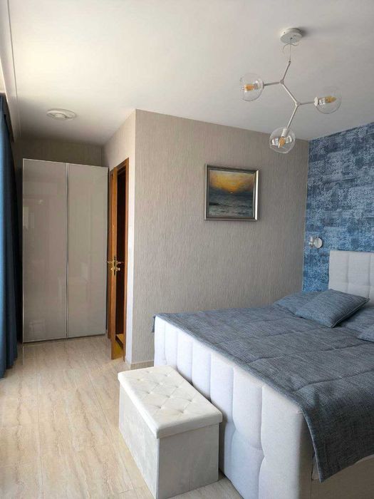 Продається трикімнатна квартира перша лінія, Святий Влас, Болгарія