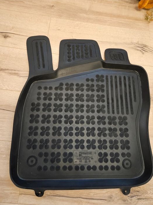 Dywaniki samochodowe 200214 REZAW PLAST SKODA KOROQ