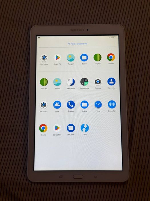 Планшет Samsung Tab E 9,6 (sm-t561) 4G, 7 Android