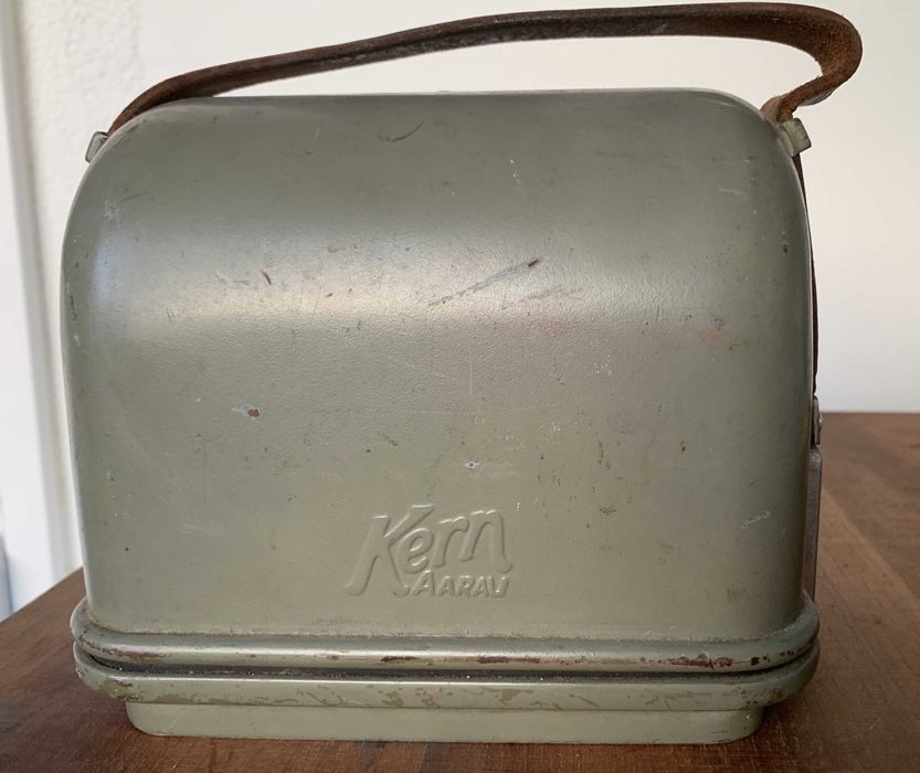 Teodolito Kern Aarau dos anos 40, modelo raro