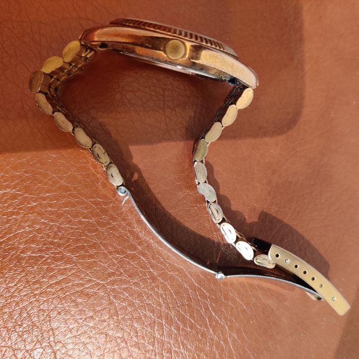 Часы женские Sekonda