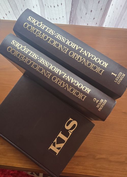 Dicionário Enciclopédico Kogan Larousse