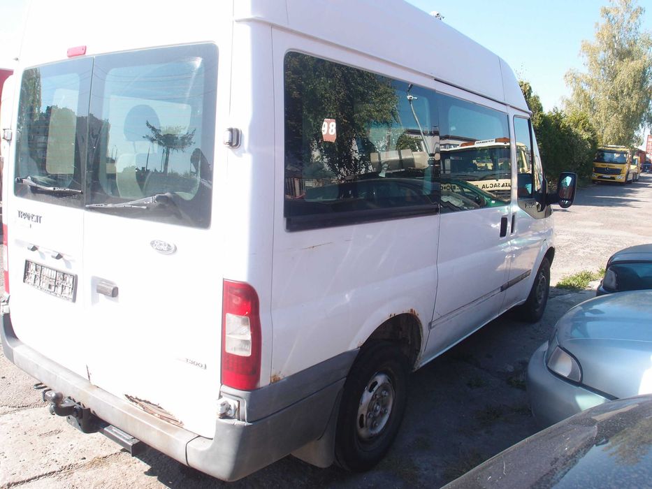 Ford Transit Bus/ Fotele/ 2.2D 85km / 2010r. / na części