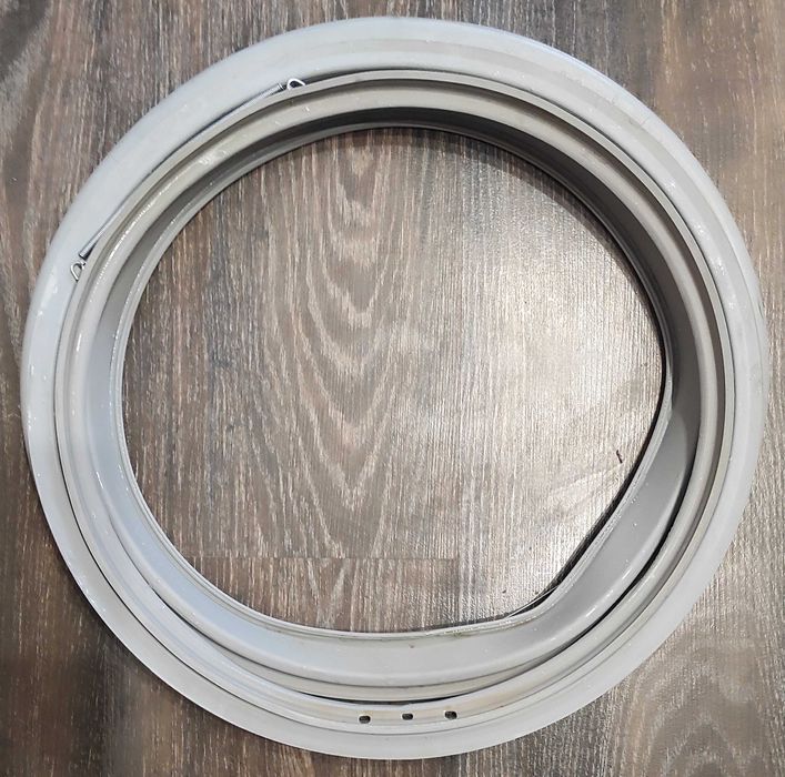 Indesit IWUC 40851 (вузька) на з/ч