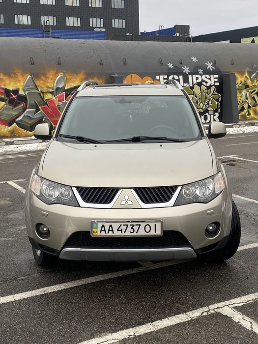 Mitsubishi Outlander Xl