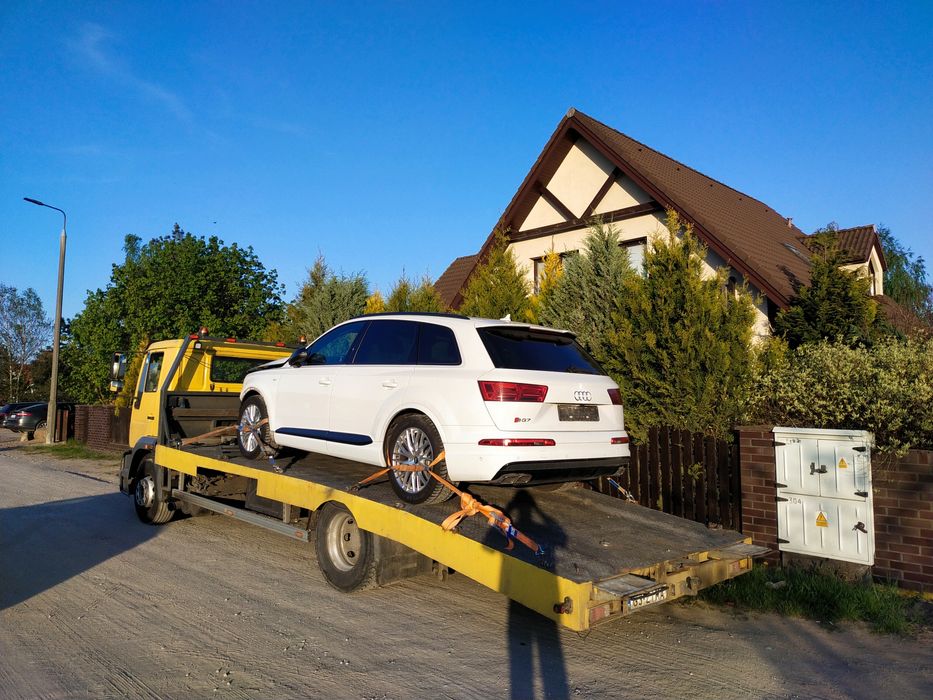 Pomoc drogowa- transport maszyn, holowanie, laweta