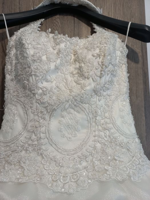 Suknia ślubna gratis welon