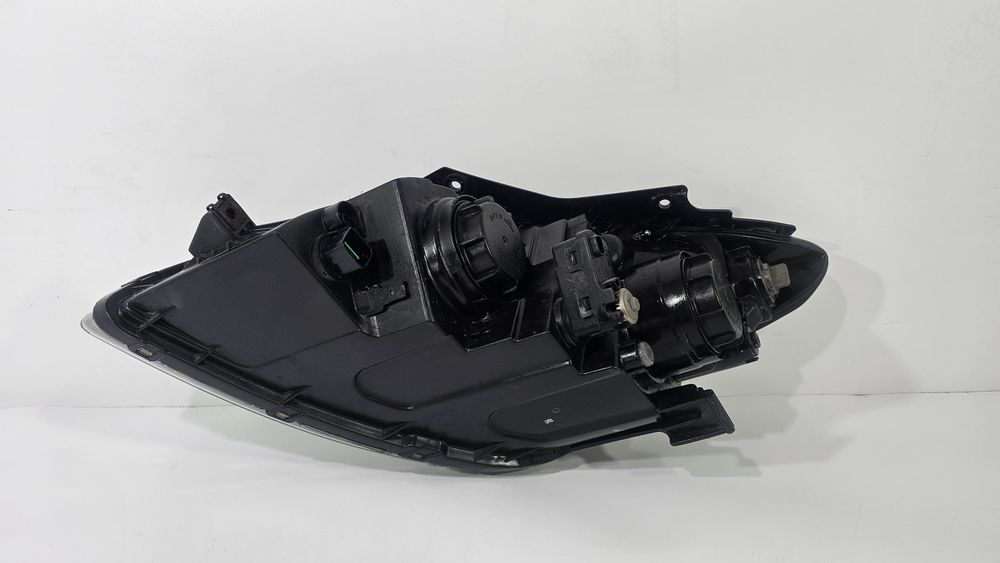Hyundai i30 lift fl lampa przód przednia prawa europa