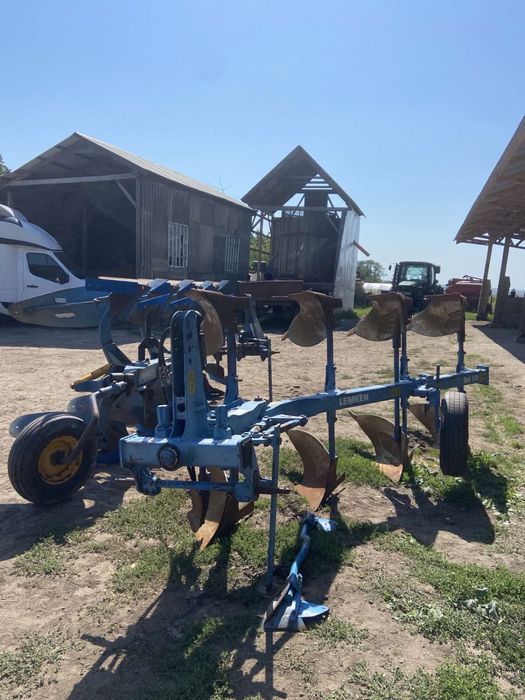 Плуг lemken.