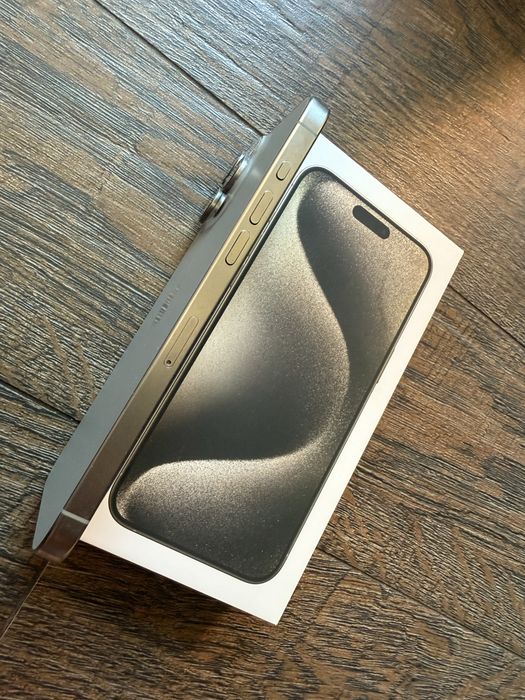 iPhone 15 Pro  Max 256 GB tytan naturalny