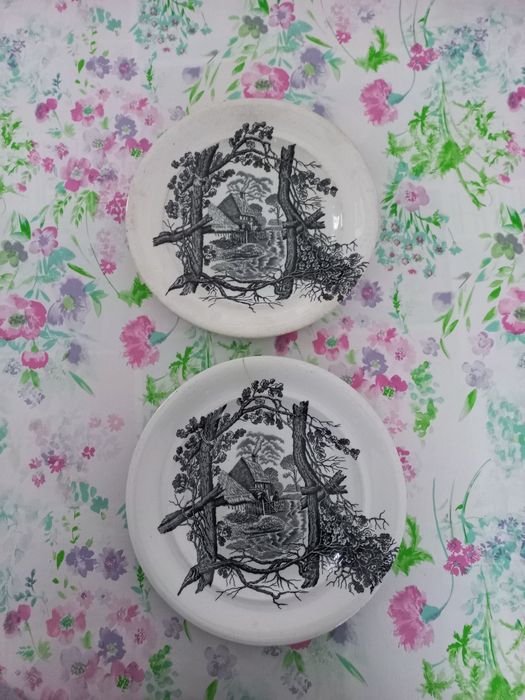 Pratos Loiça d'Alcantara antigos