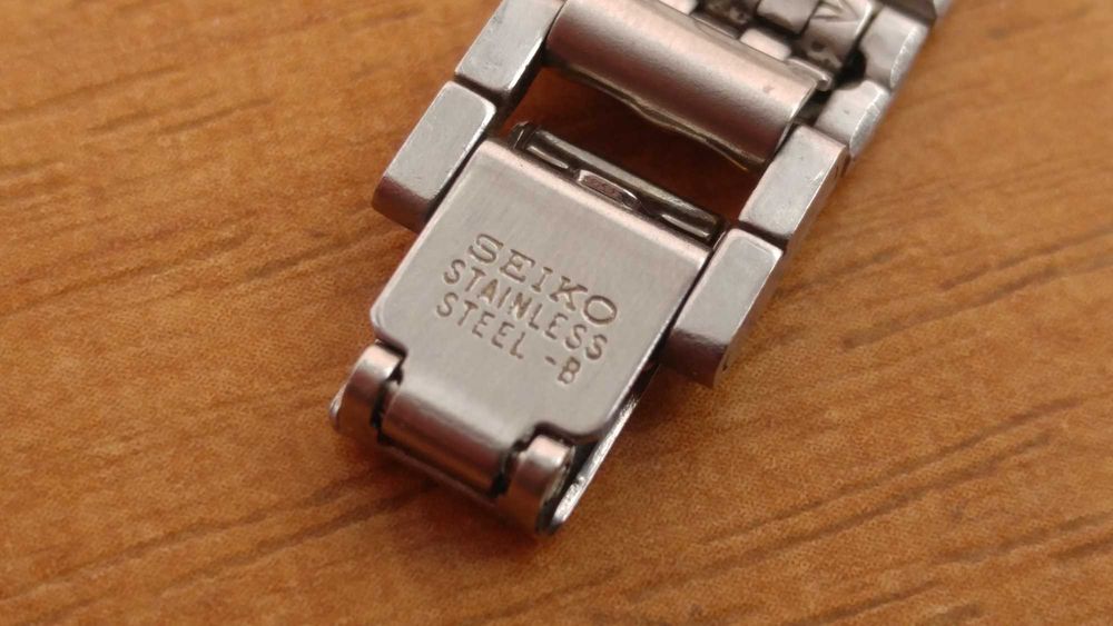 Женские классические часы SEIKO (Япония)