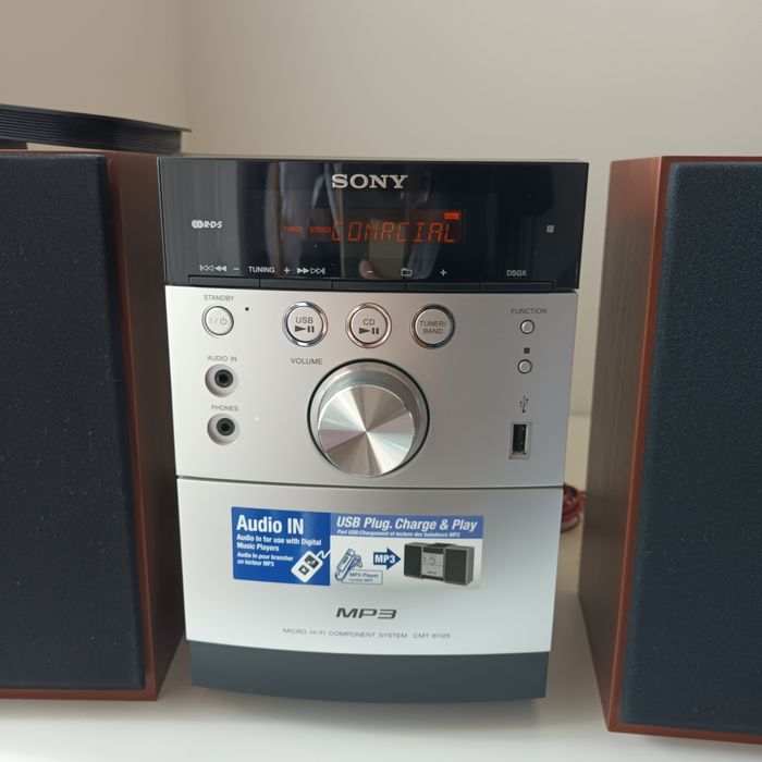 Aparelhagem Sony - em muito bom estado