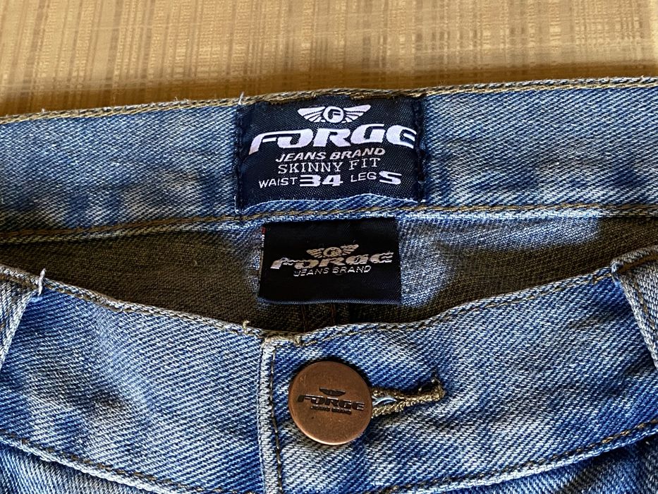 Джинсы brand Forge