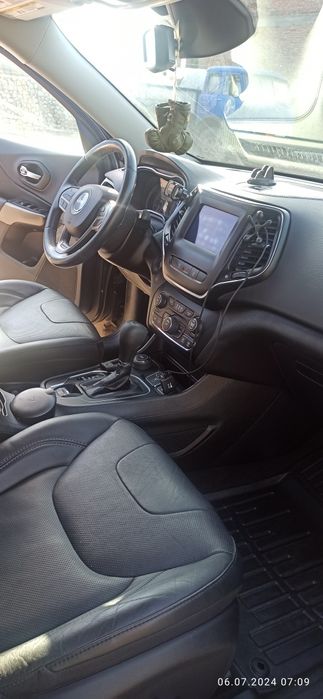 JEEP CHEROKEE 2020(12міс)