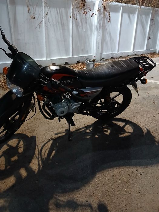 Bajaj Boxer 150x