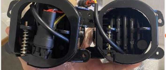 Противотуманные фары LED универсальная 4 дюйма+дхо глазки 100мм Cree